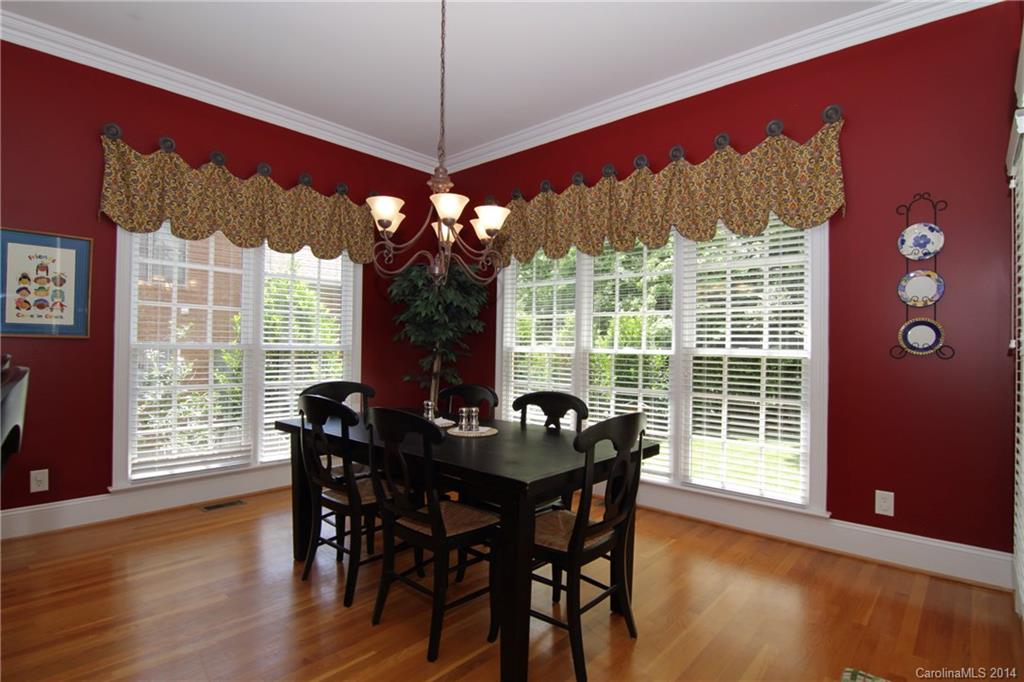 Thornton Oaks - Residential