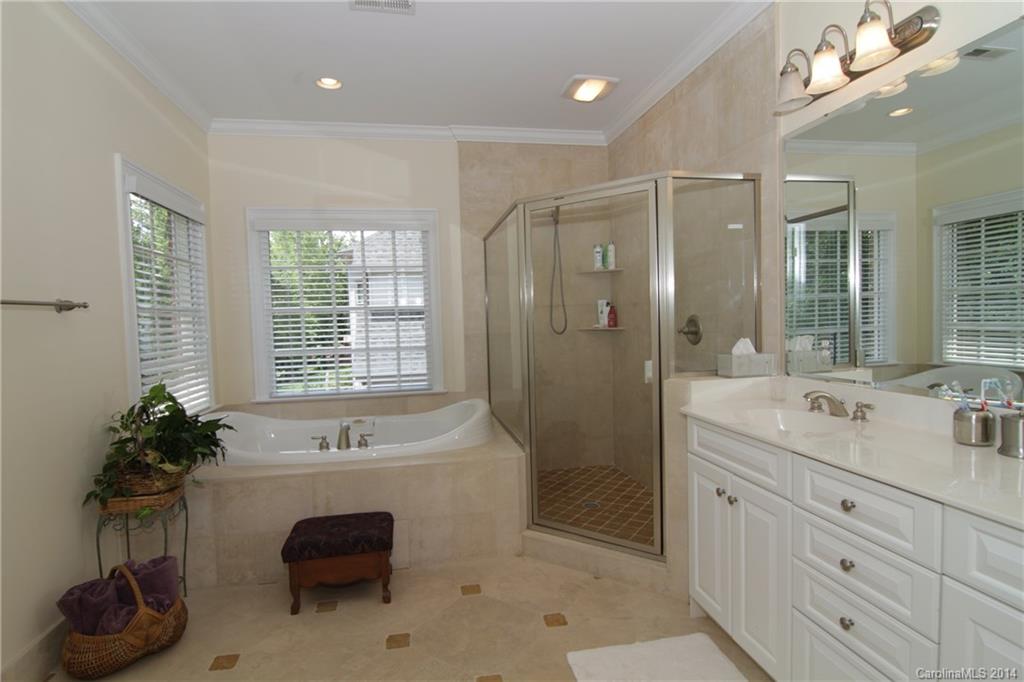 Thornton Oaks - Residential