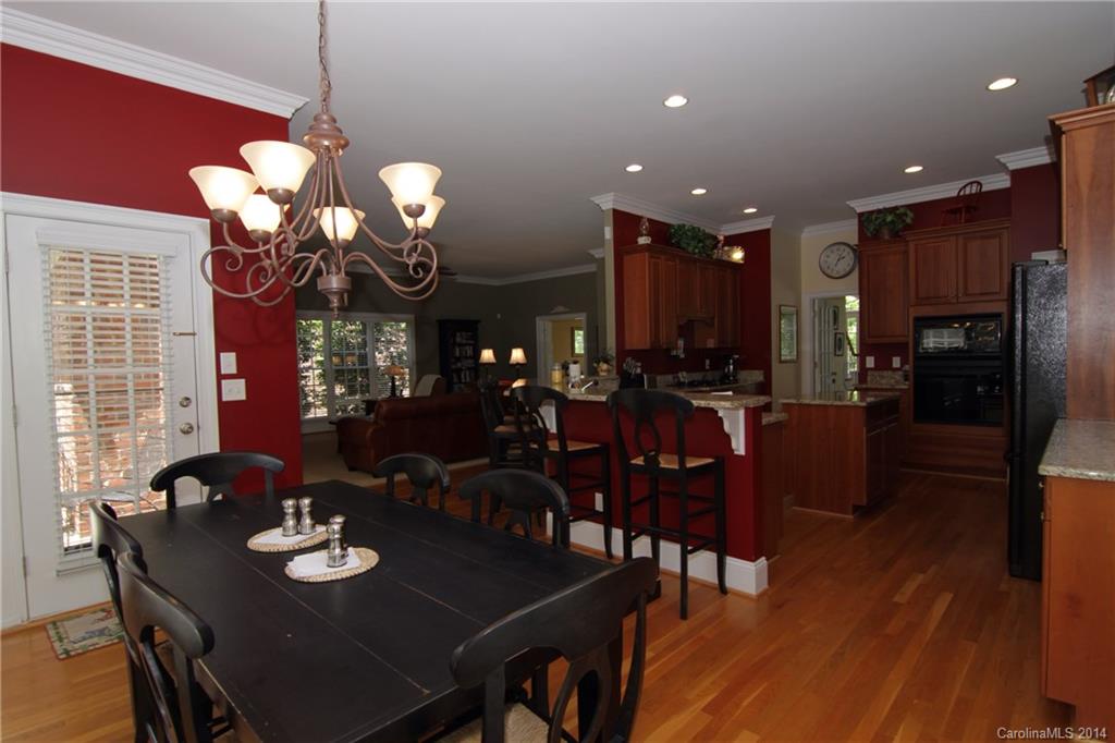 Thornton Oaks - Residential