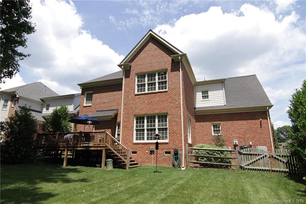 Thornton Oaks - Residential