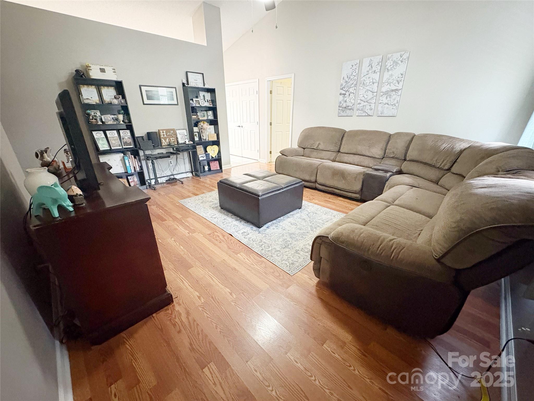 1515 Cambridge Heights Place NW
