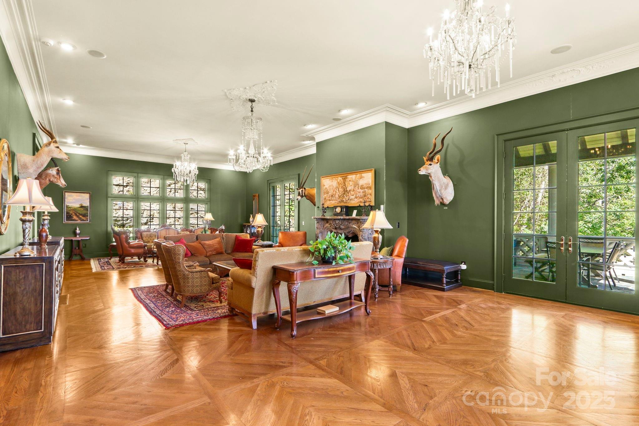 Banner Elk, North Carolina 28604, United States, 6 Bedrooms Bedrooms, ,6 BathroomsBathrooms,Residential,Active,247658