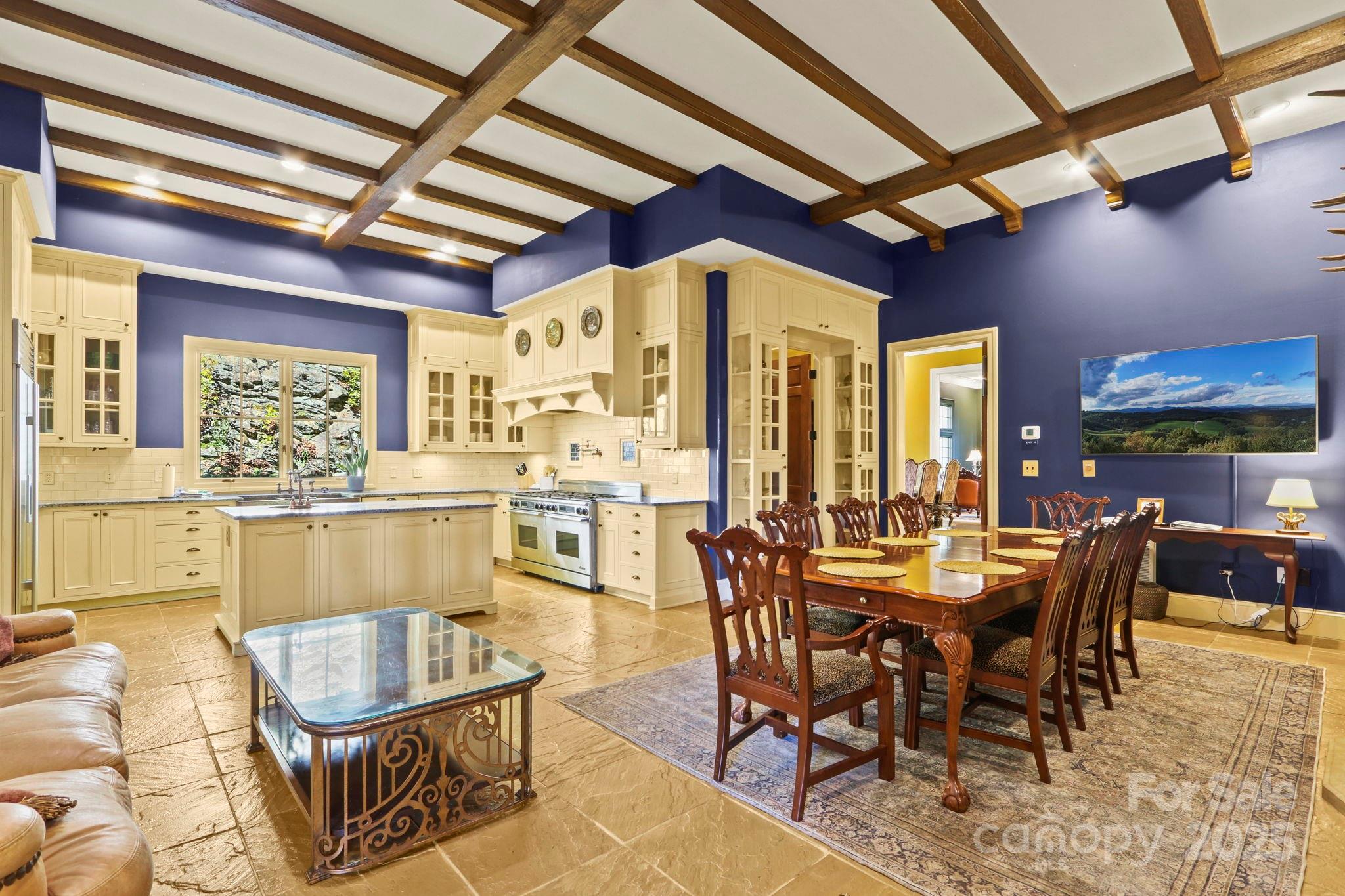 Banner Elk, North Carolina 28604, United States, 6 Bedrooms Bedrooms, ,6 BathroomsBathrooms,Residential,Active,247658