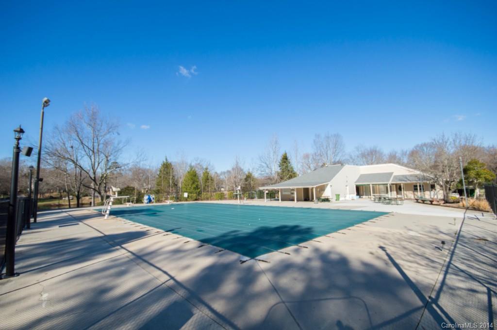 Candlewyck - Residential