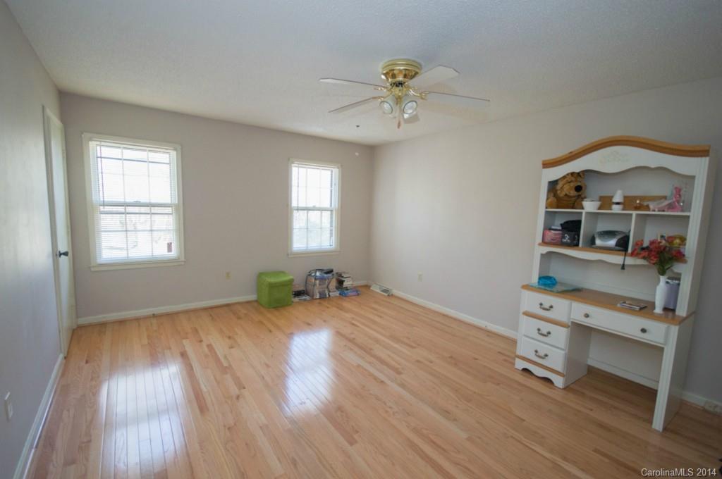 Candlewyck - Residential