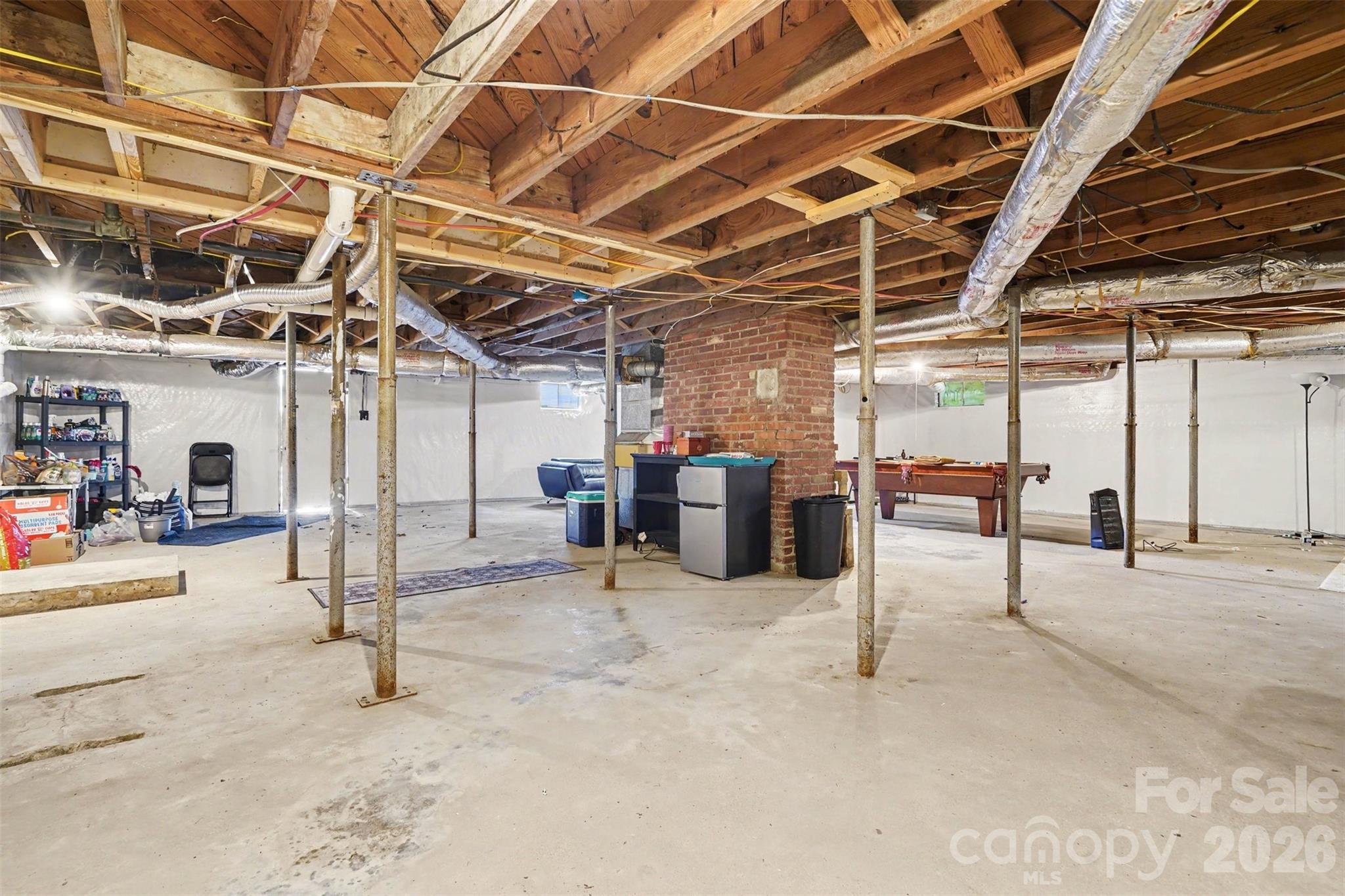 2000 Clay Street
