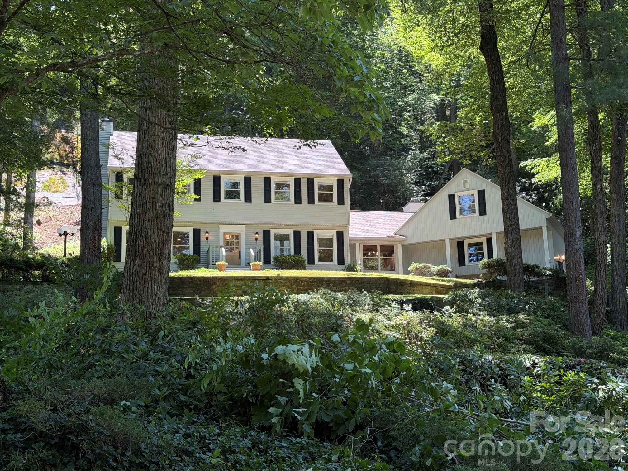 212 Estate Drive