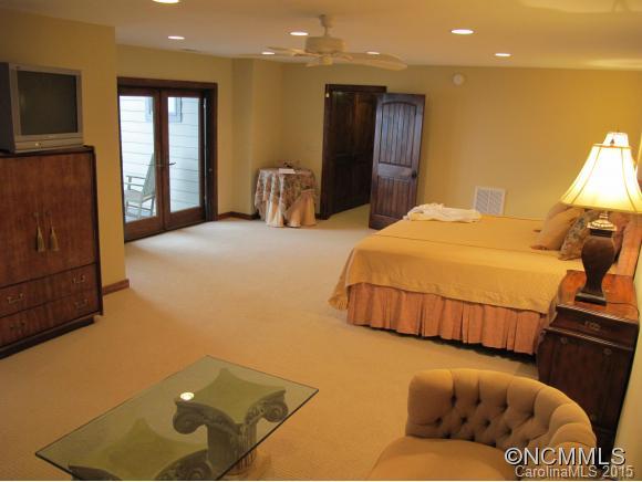 Wolf Laurel - Residential