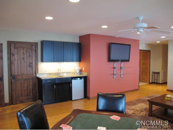 Wolf Laurel - Residential