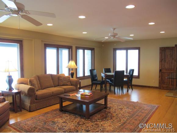 Wolf Laurel - Residential