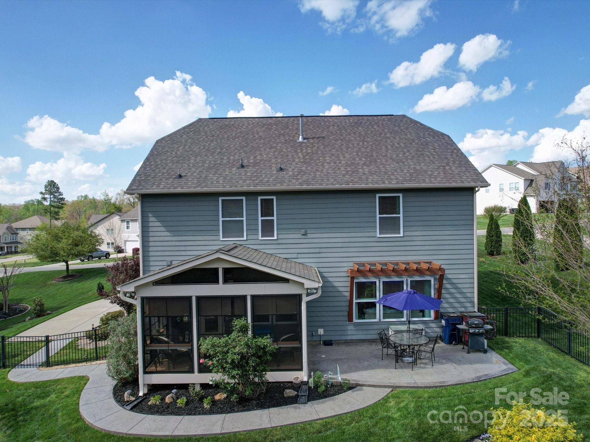 Fox Ridge - Residential