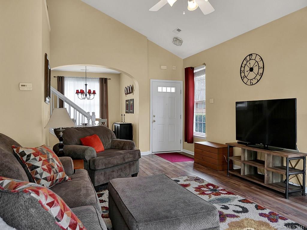 WATERSTONE - Residential