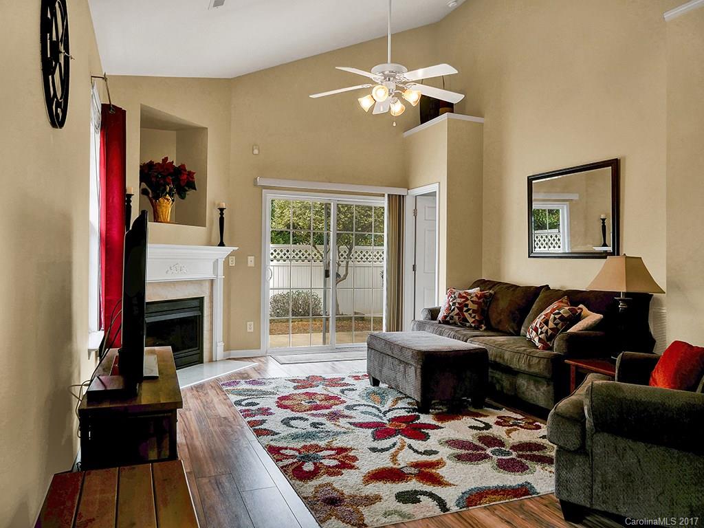 WATERSTONE - Residential