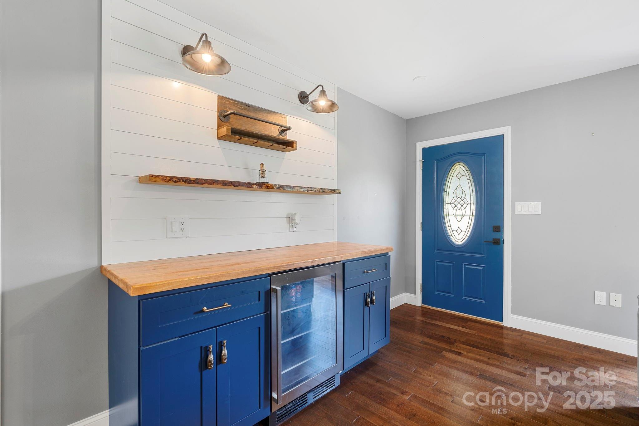 1330 Alexander Road