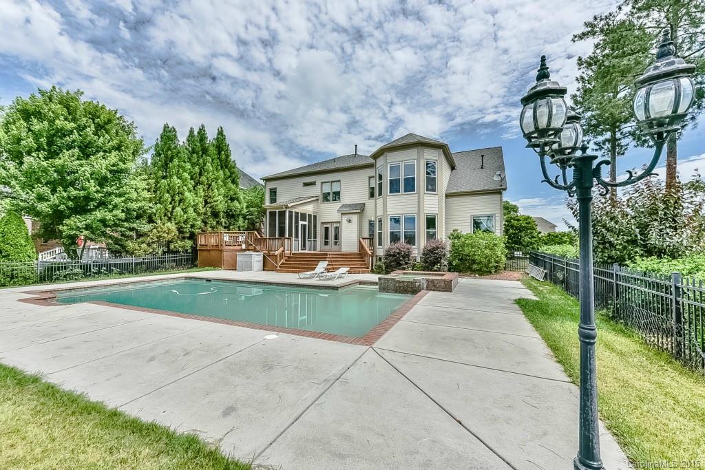 Waterford Glen - Residential