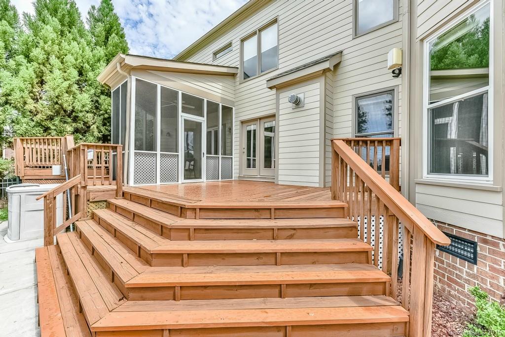 Waterford Glen - Residential