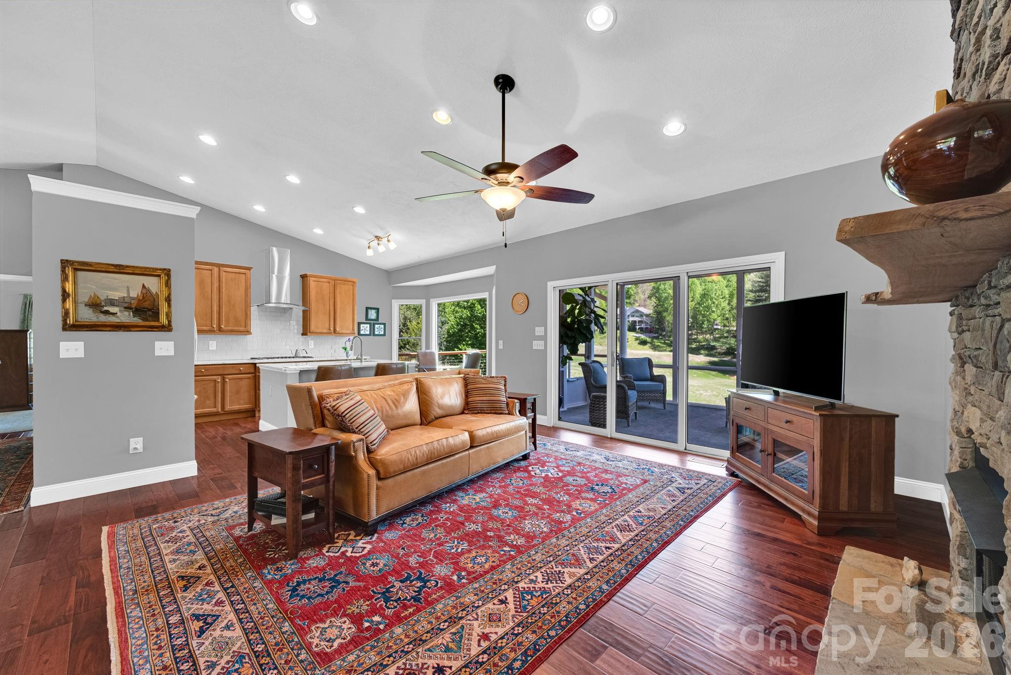 108 Fairway Knoll Drive