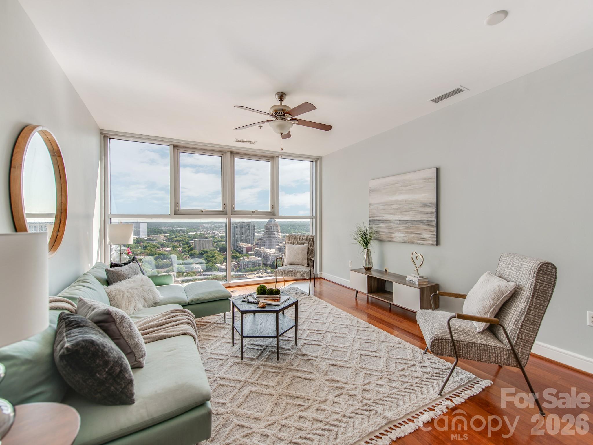 333 W Trade Street 2603