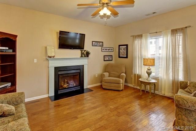 Curtis Pond - Residential