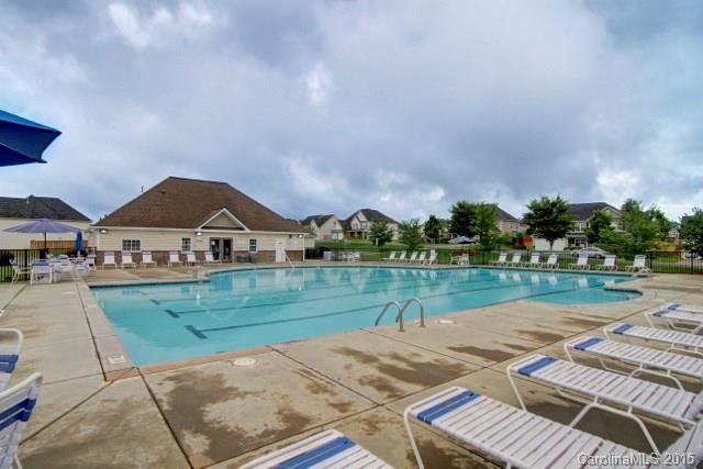 Curtis Pond - Residential