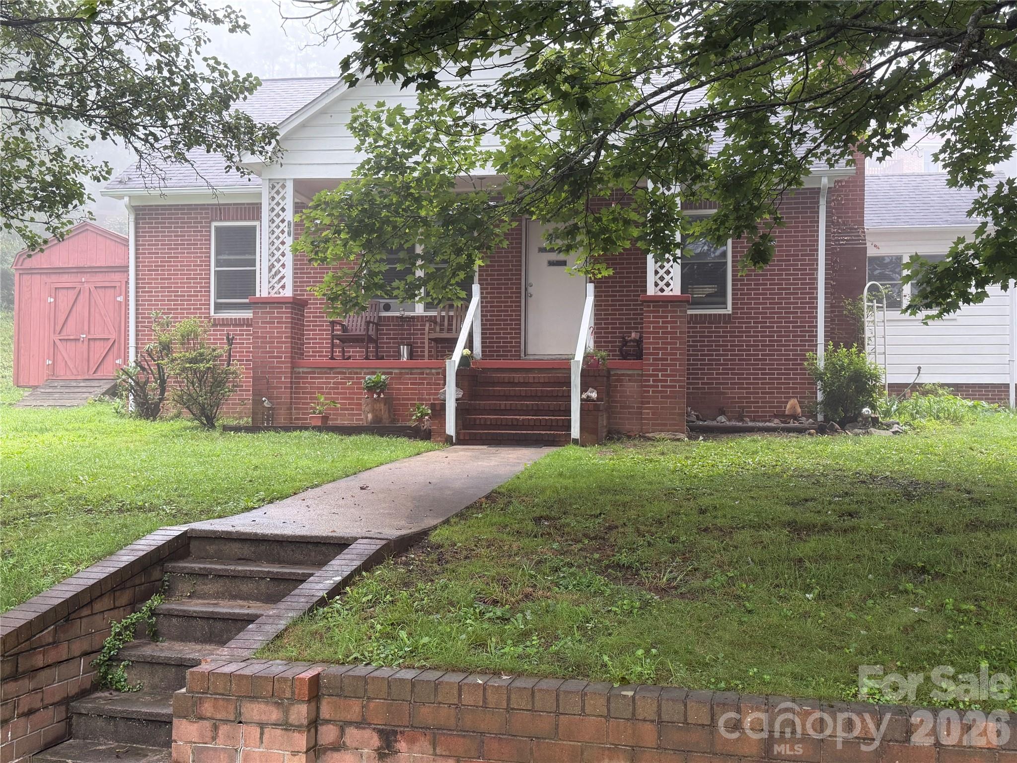 77 Maple Road
