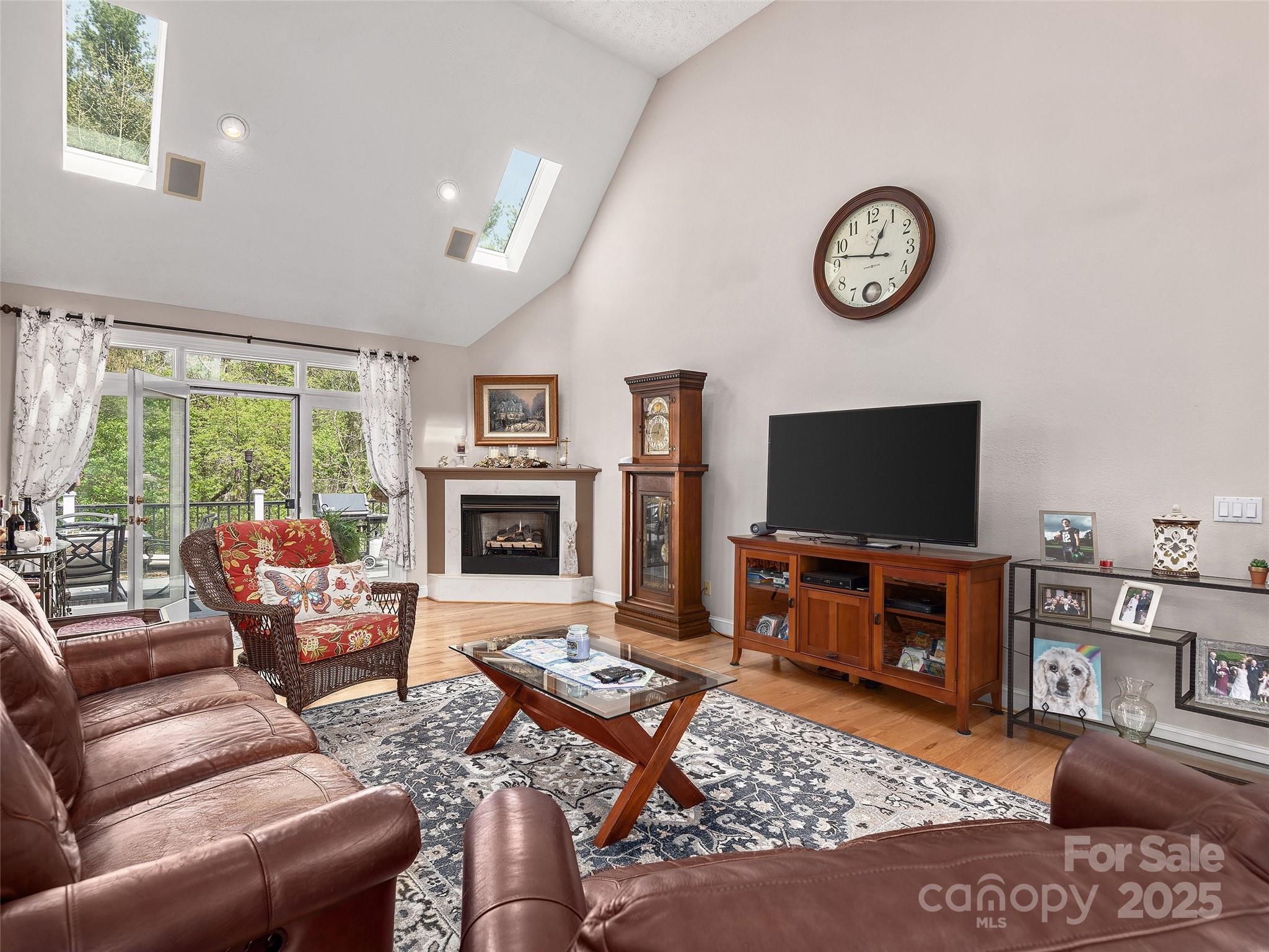 907 Rickel Drive