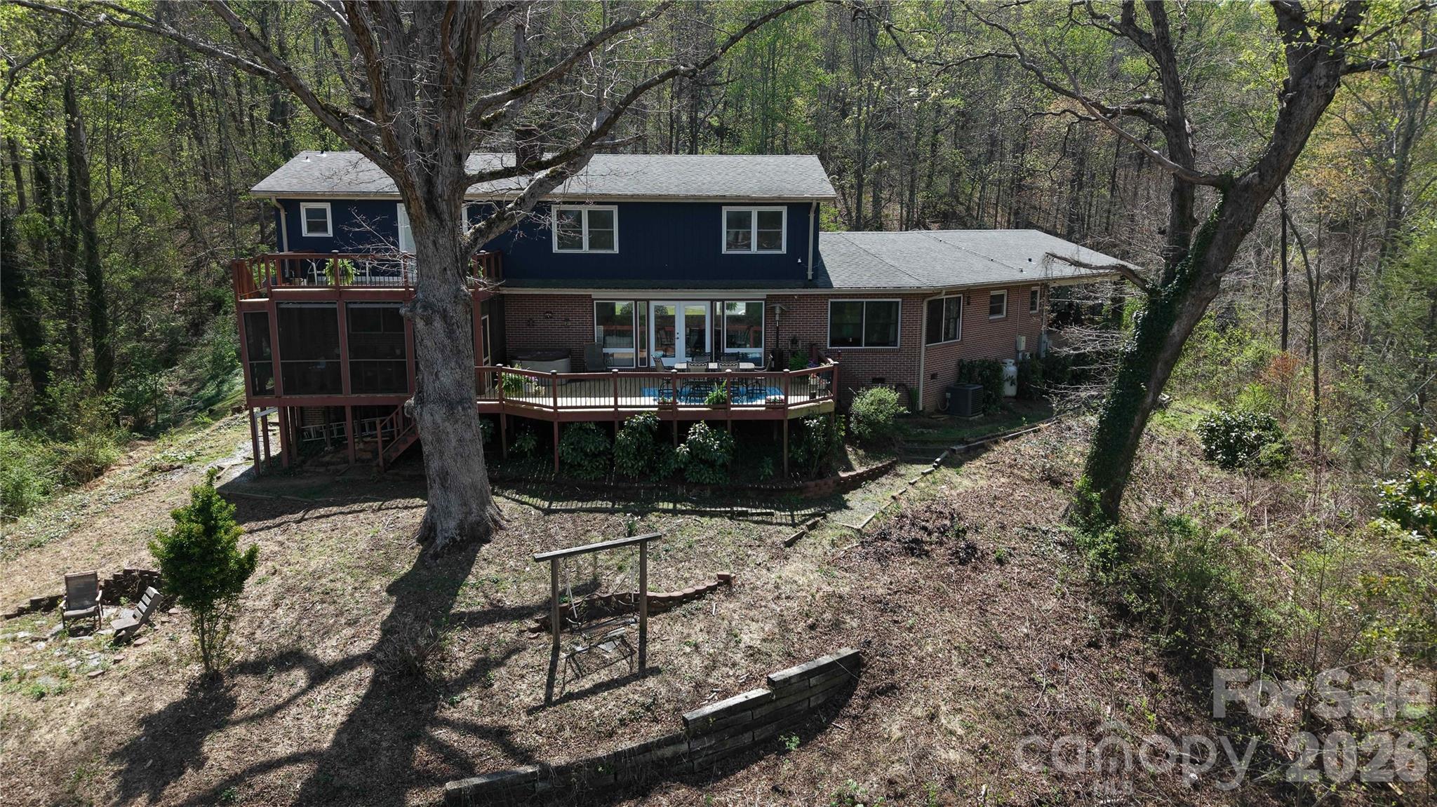 56 E Glenview Street