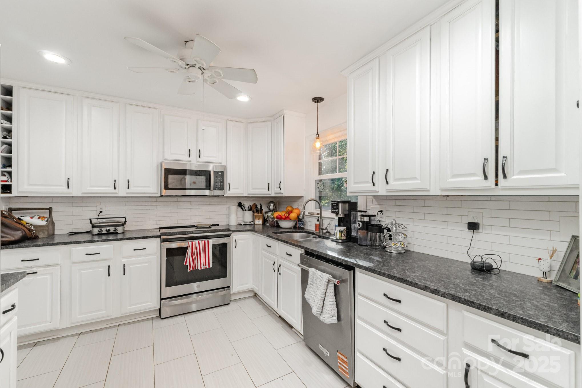 6100 Colchester Place