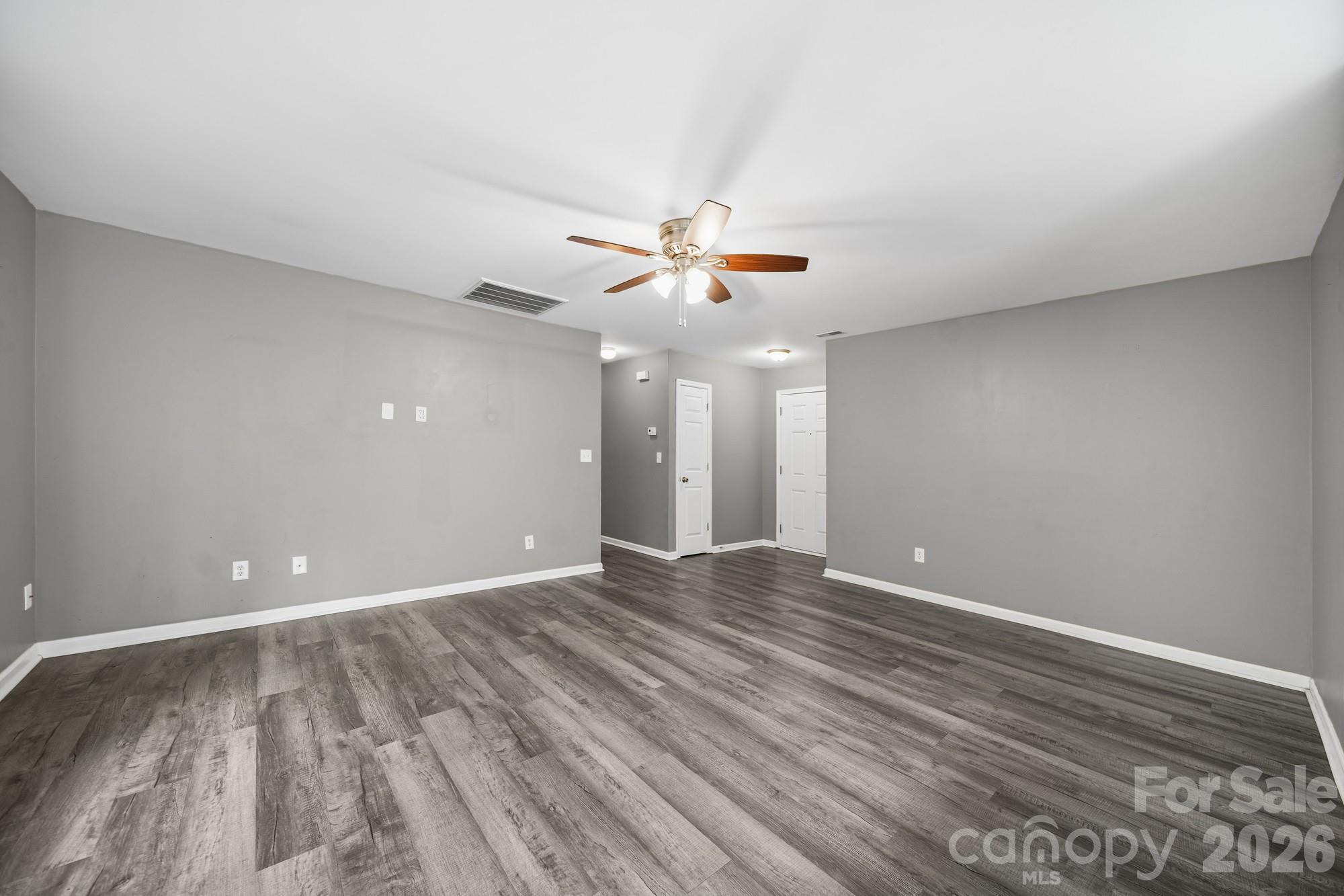 1405 Spring View Court