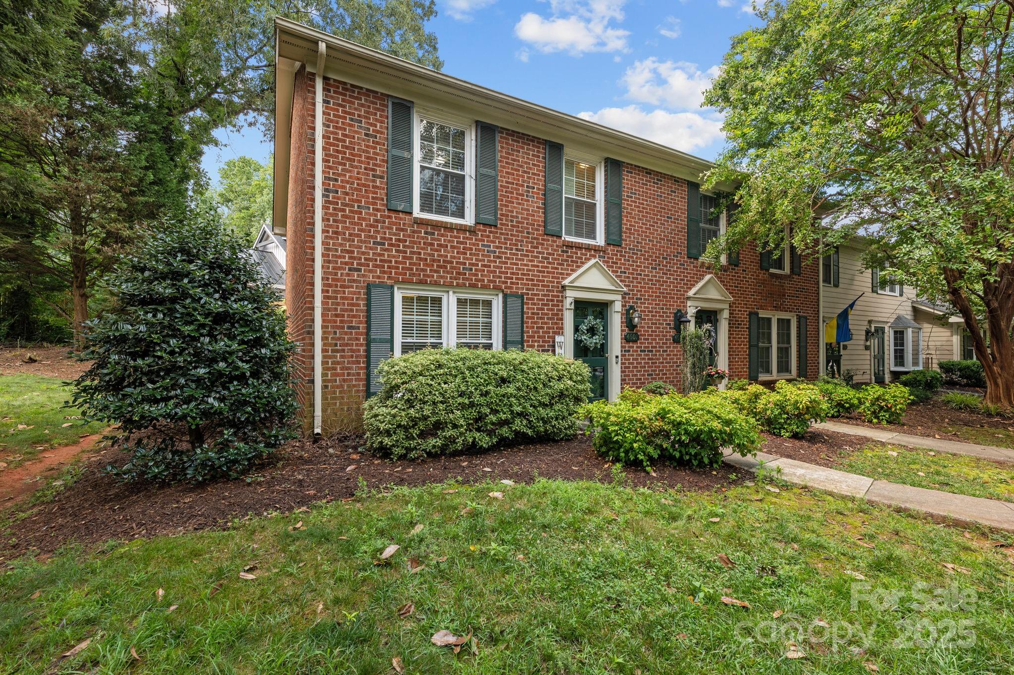 The Magnolias - Residential