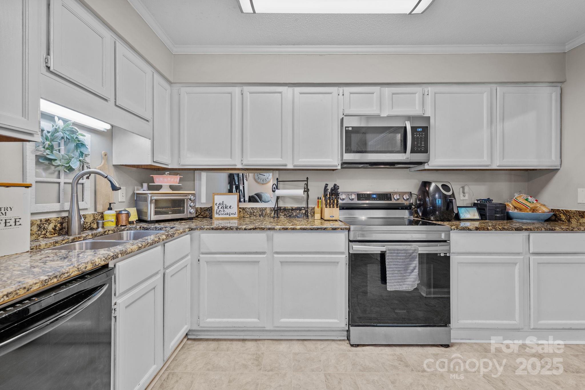 The Magnolias - Residential