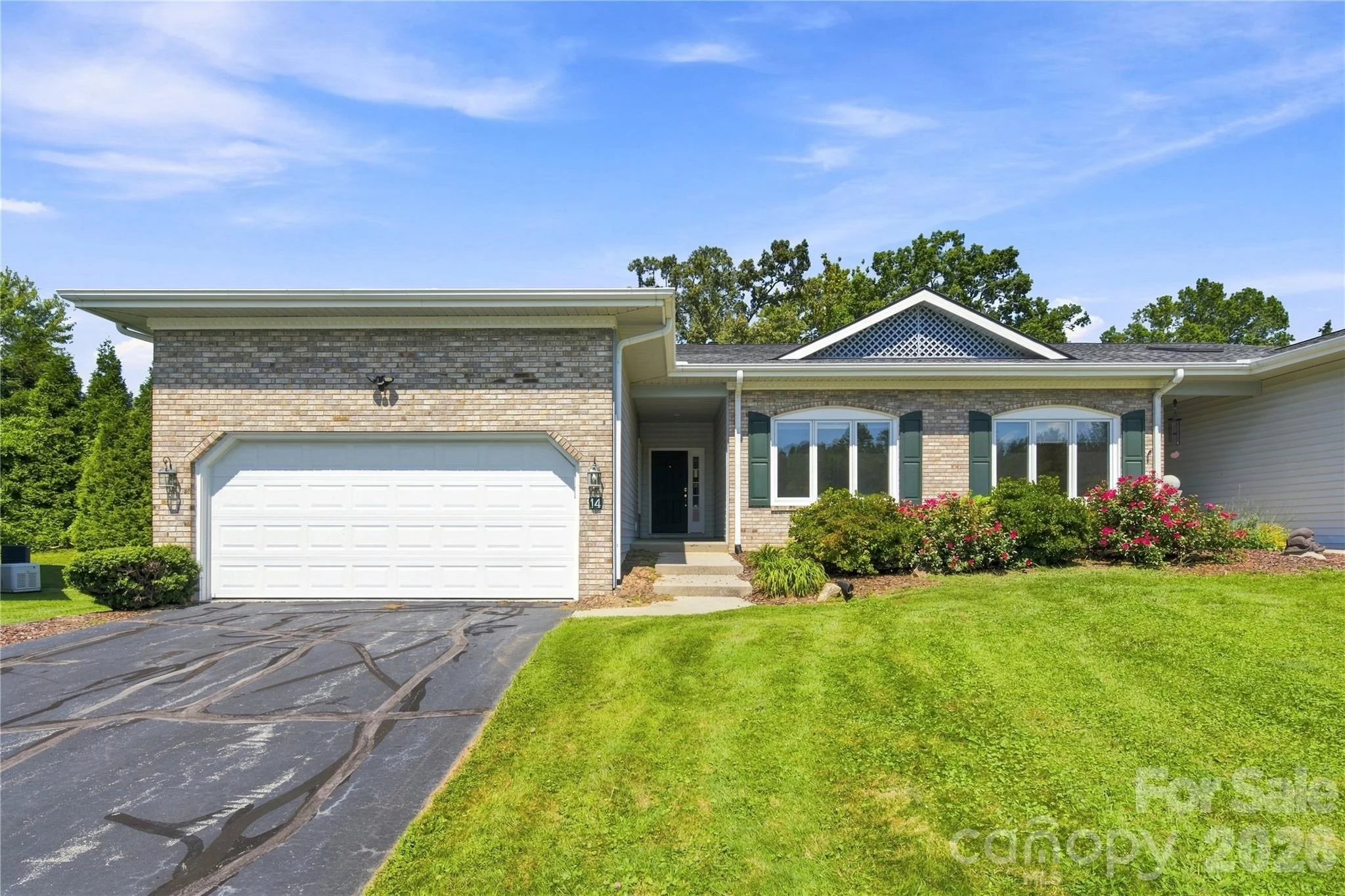 14 Country Meadows Lane, Hendersonville, NC, 28792