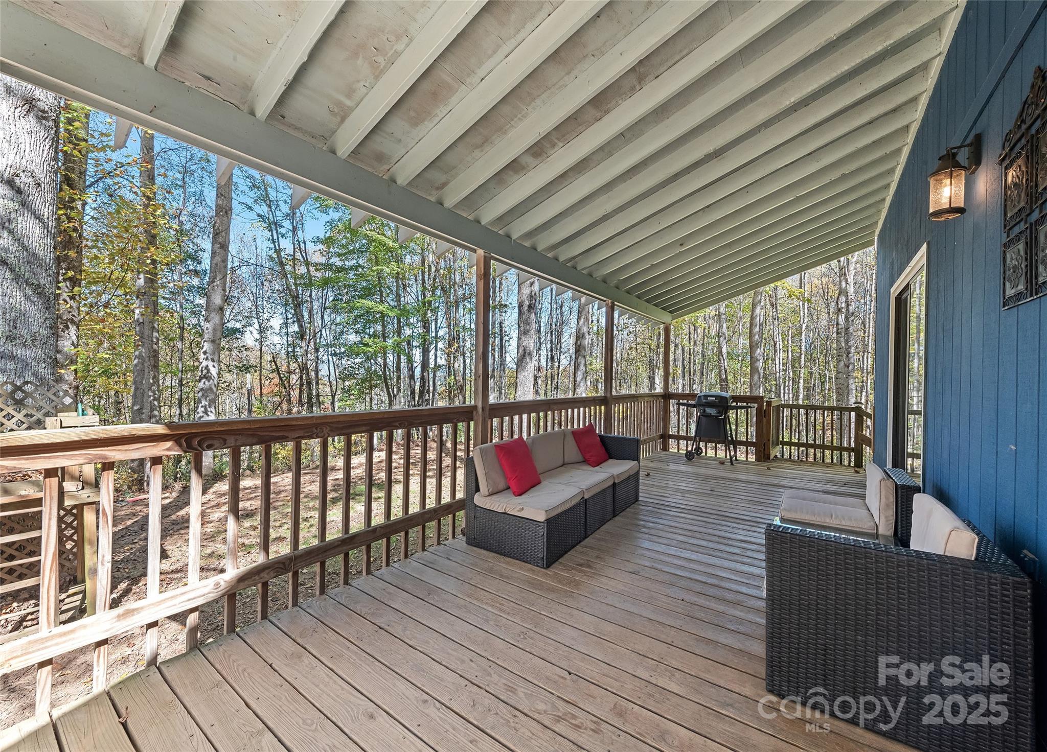 115 Full Moon Cove