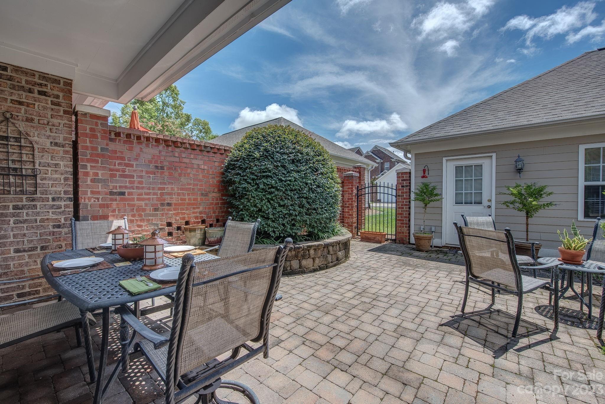 Hawthorne - Residential