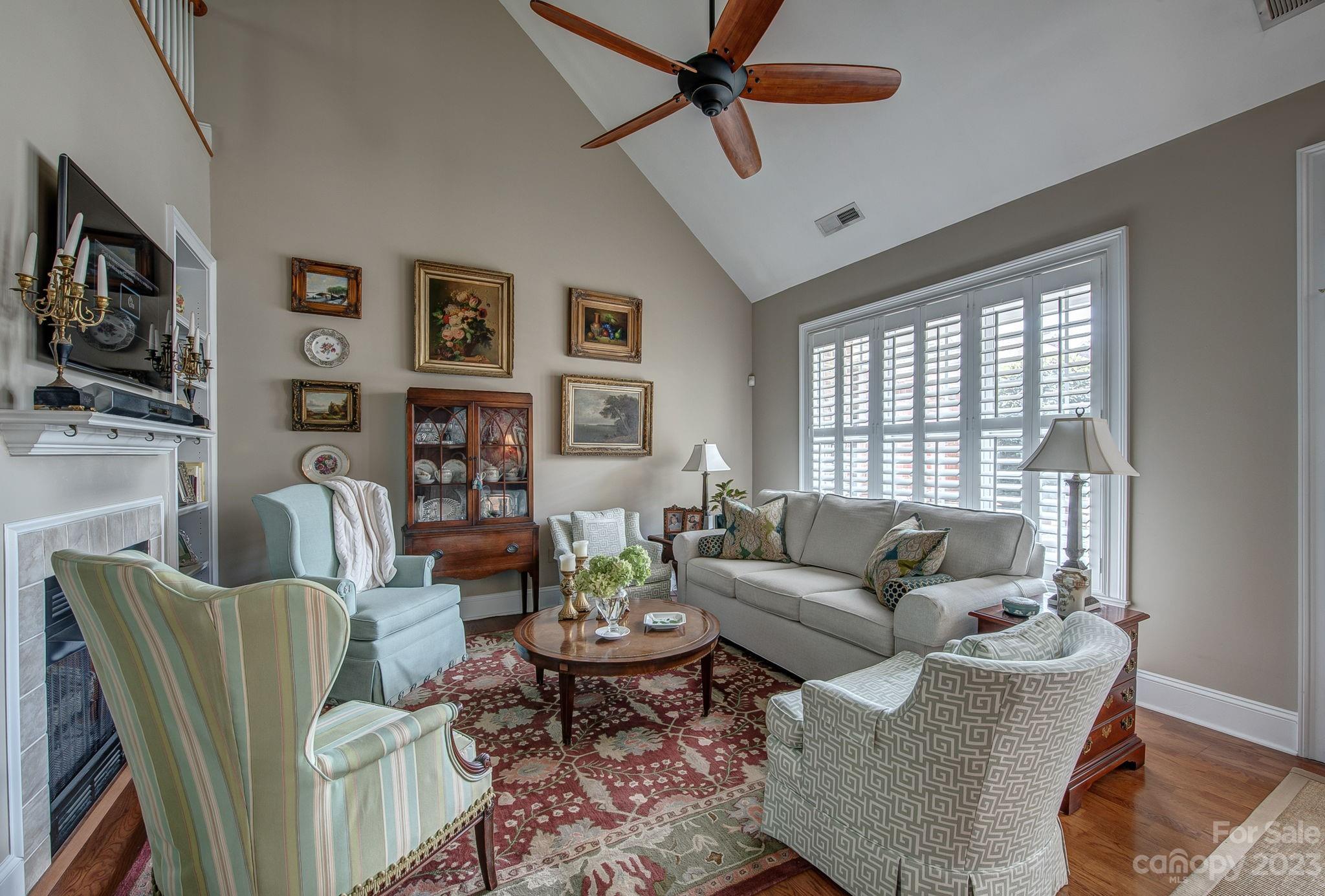 Hawthorne - Residential