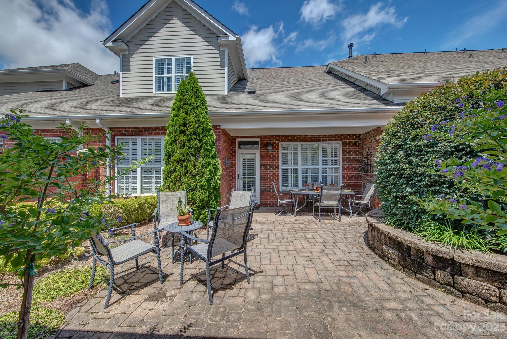 Hawthorne - Residential