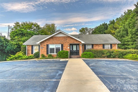 Photo of 1907 Concord Avenue, Monroe, NC 28110 (MLS # 4426066)