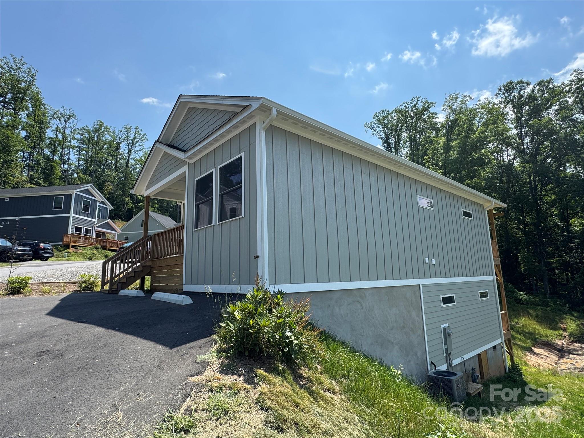 127 Northbend Drive
