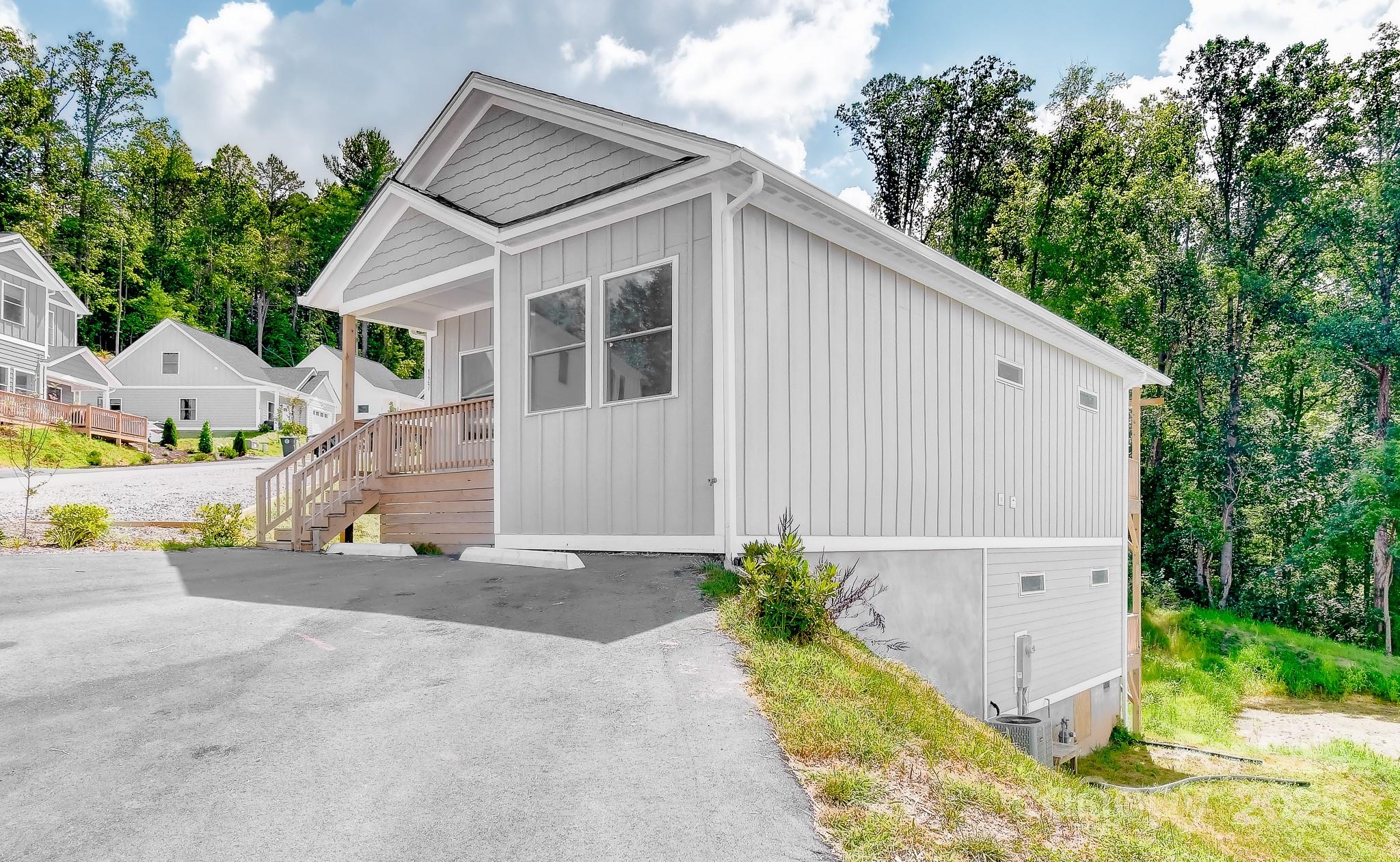 127 Northbend Drive