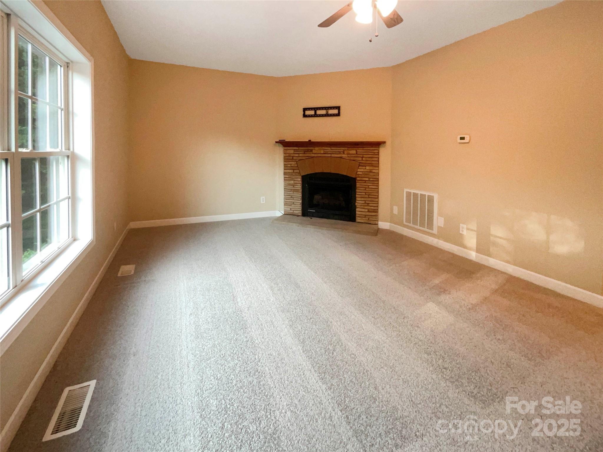 1228 N Dobys Bridge Road