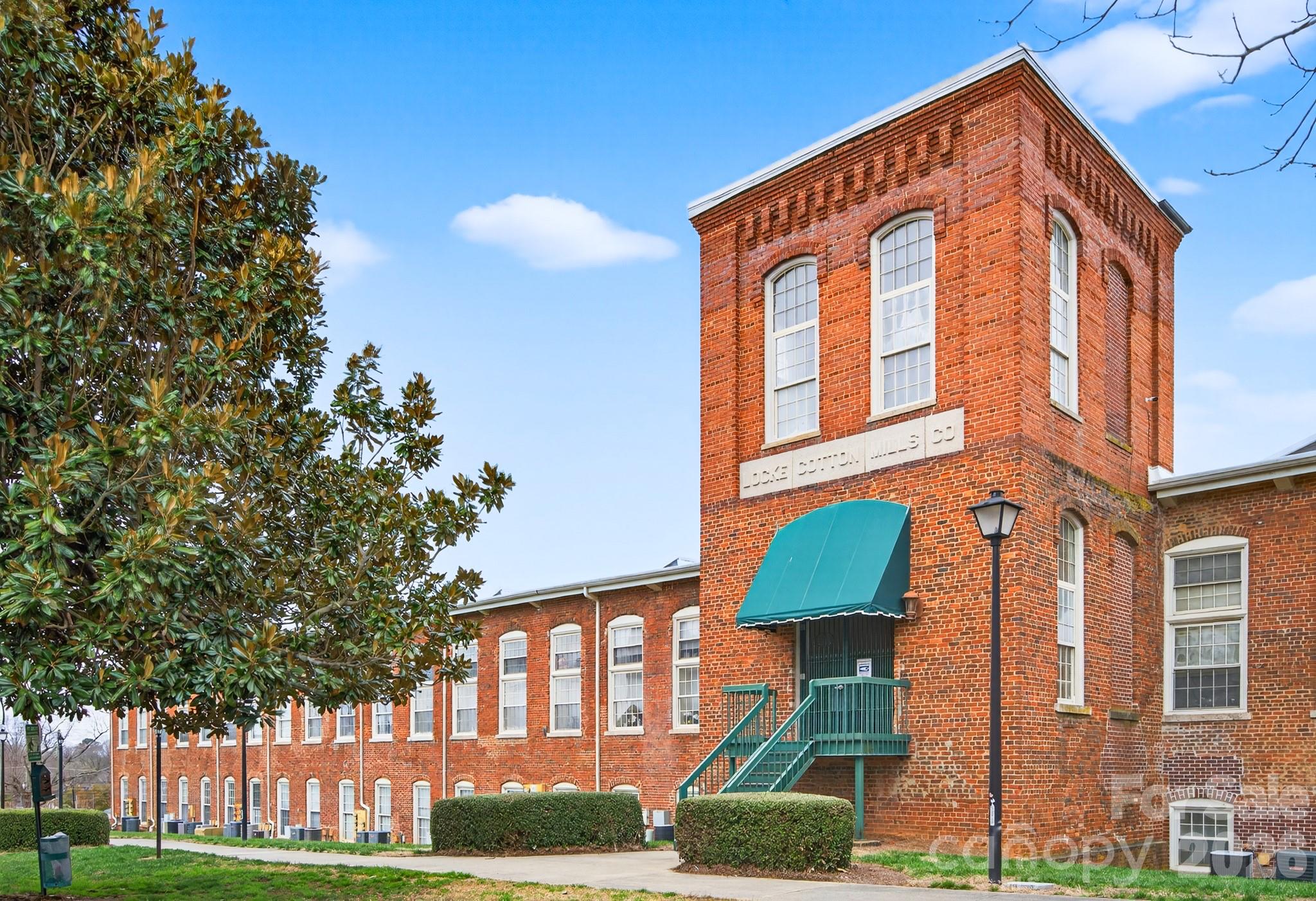 Locke Mill Plaza - Residential