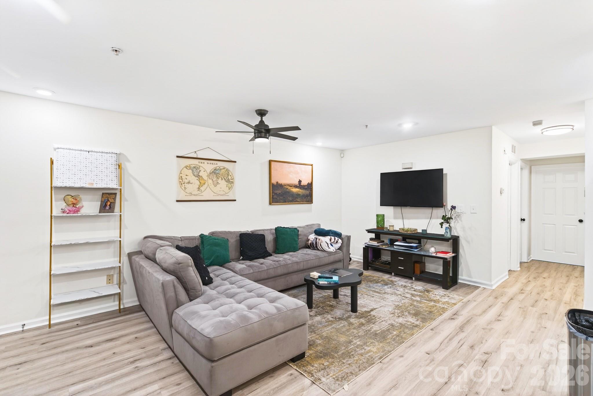 Locke Mill Plaza - Residential