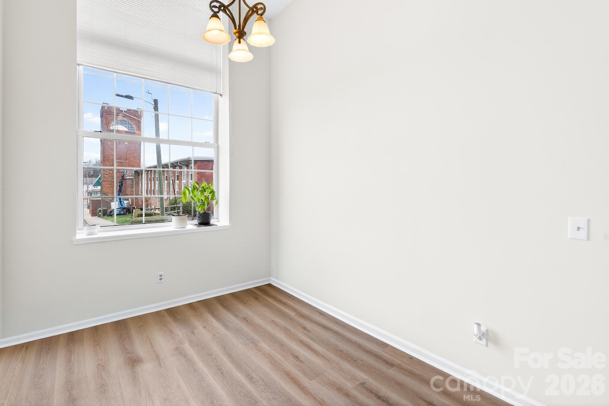 Locke Mill Plaza - Residential