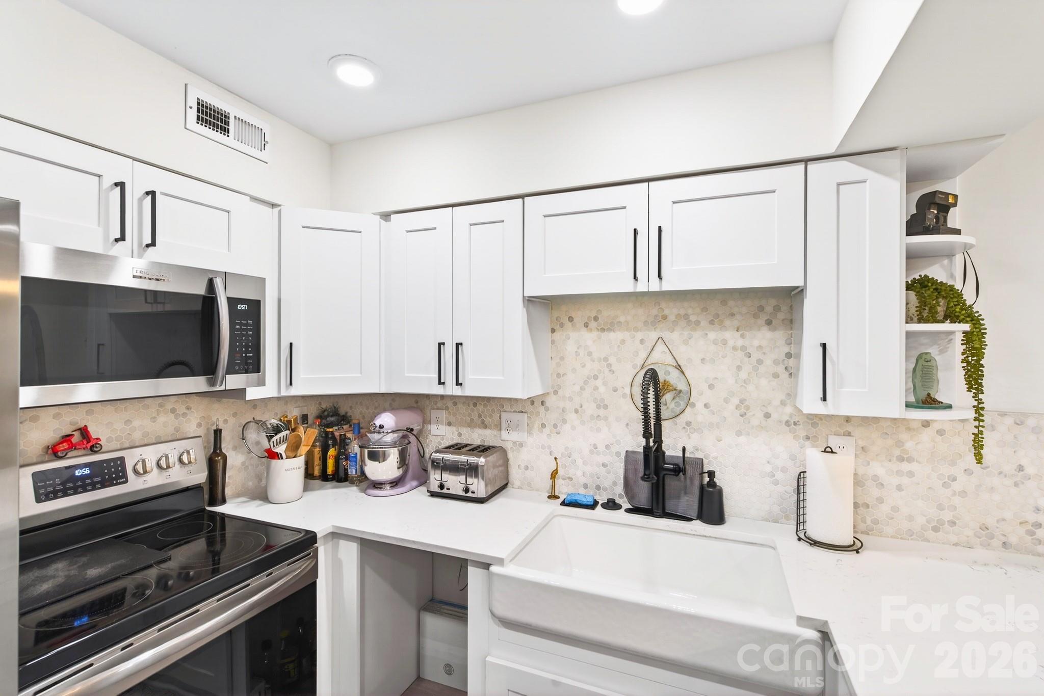 Locke Mill Plaza - Residential