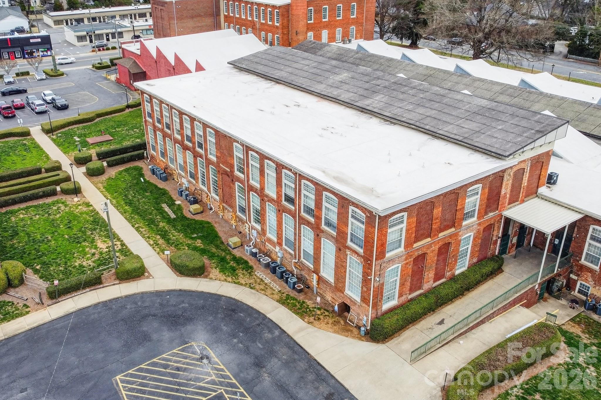 Locke Mill Plaza - Residential