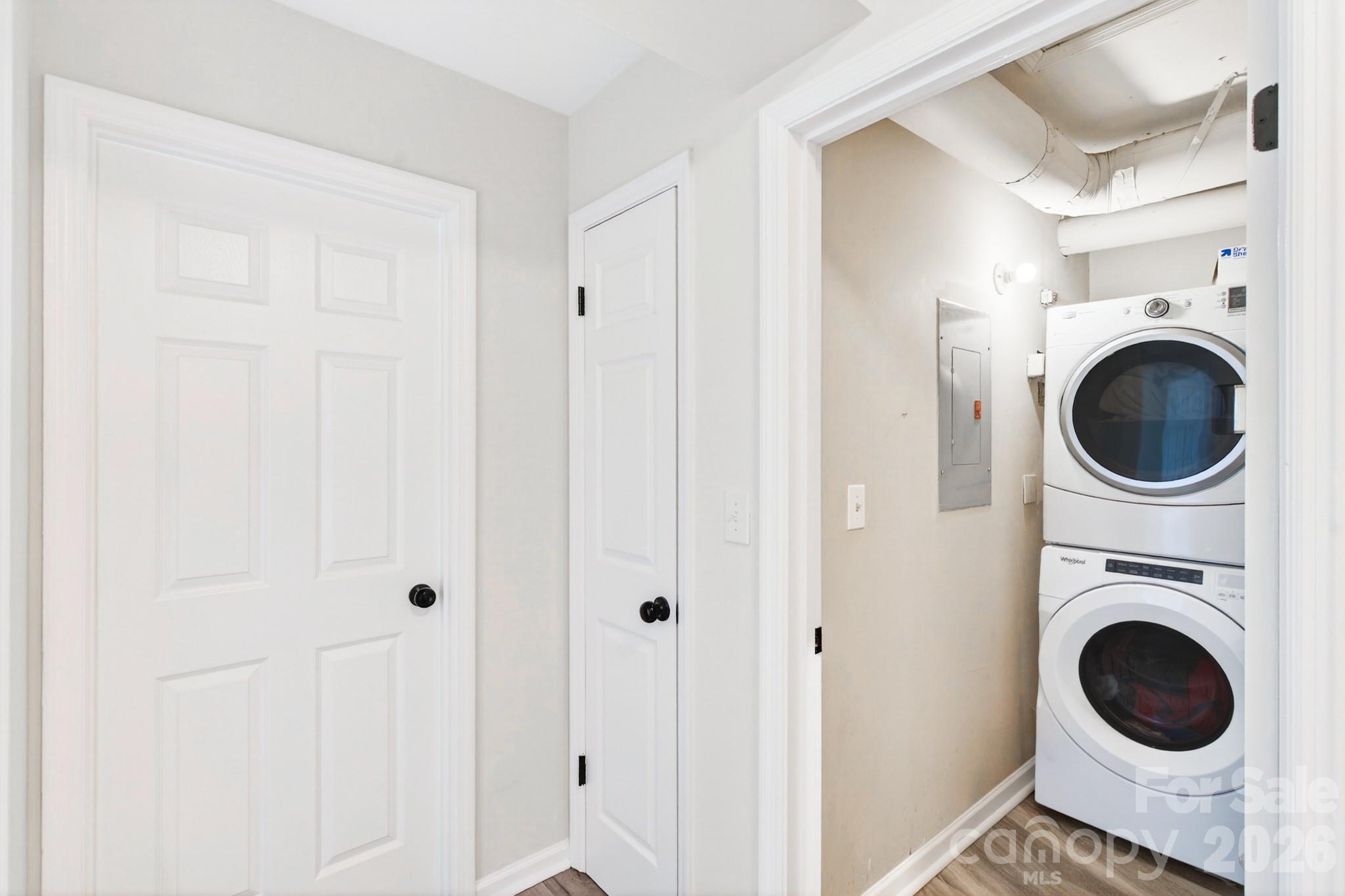 Locke Mill Plaza - Residential