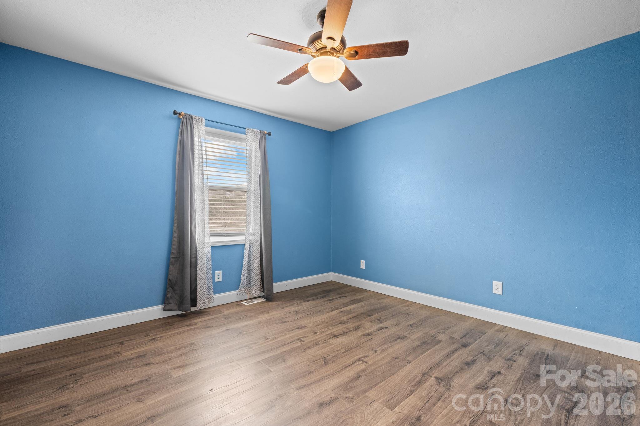 Swinging Bridge - Residential