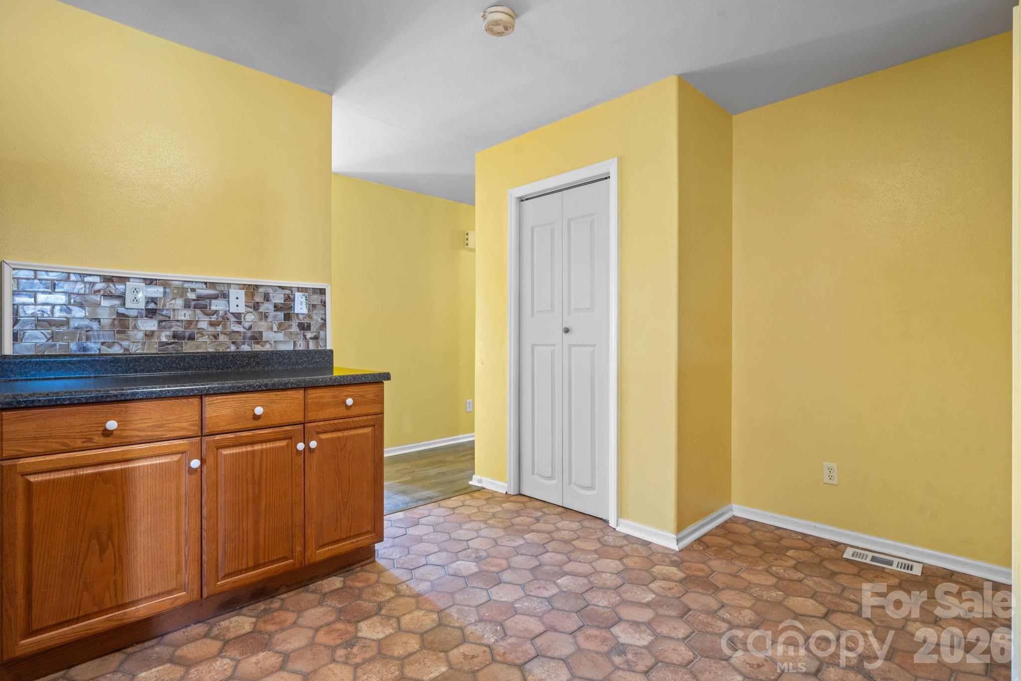 Swinging Bridge - Residential