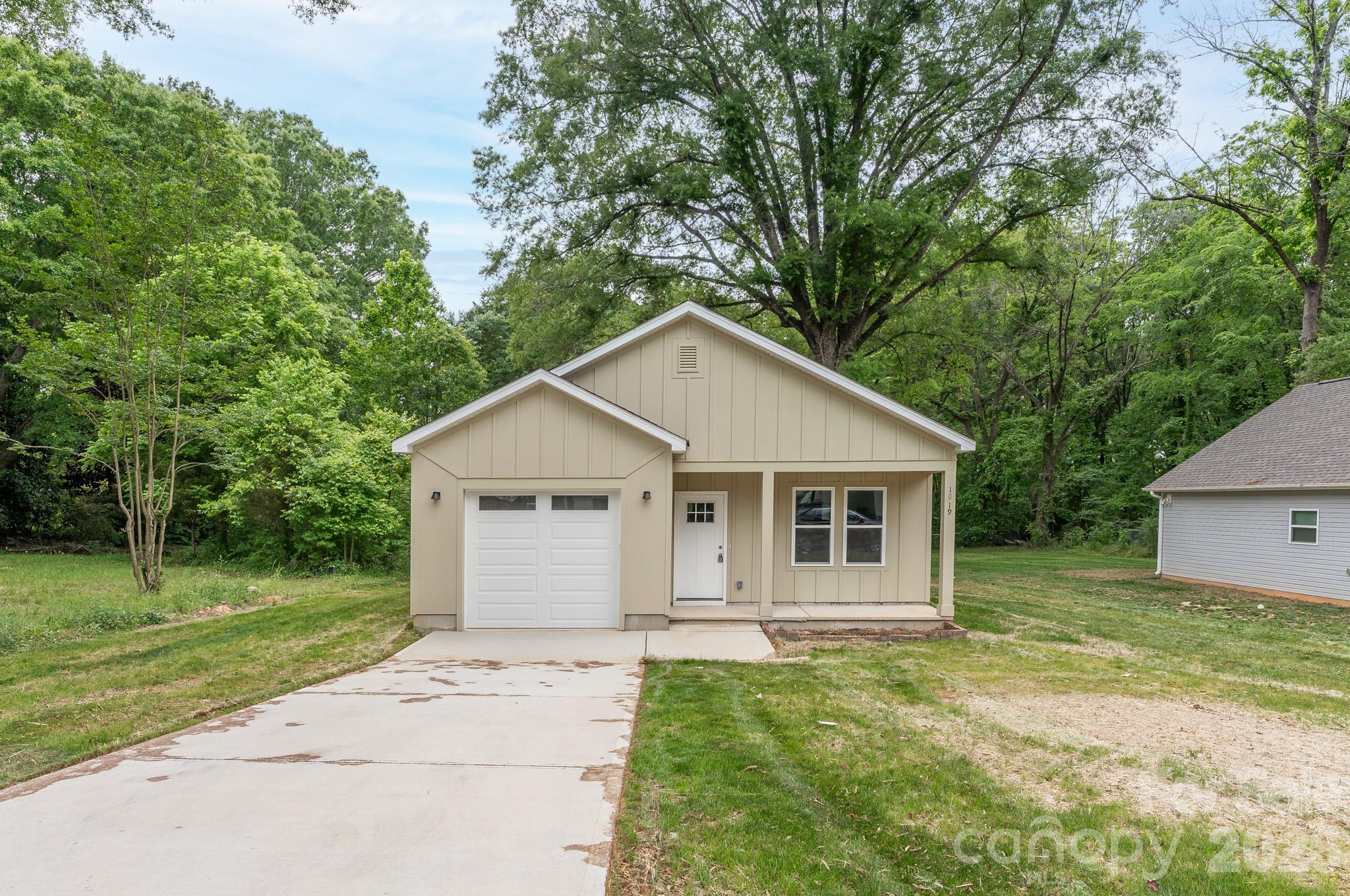 1019 N Ransom Street, Gastonia, NC, 28052