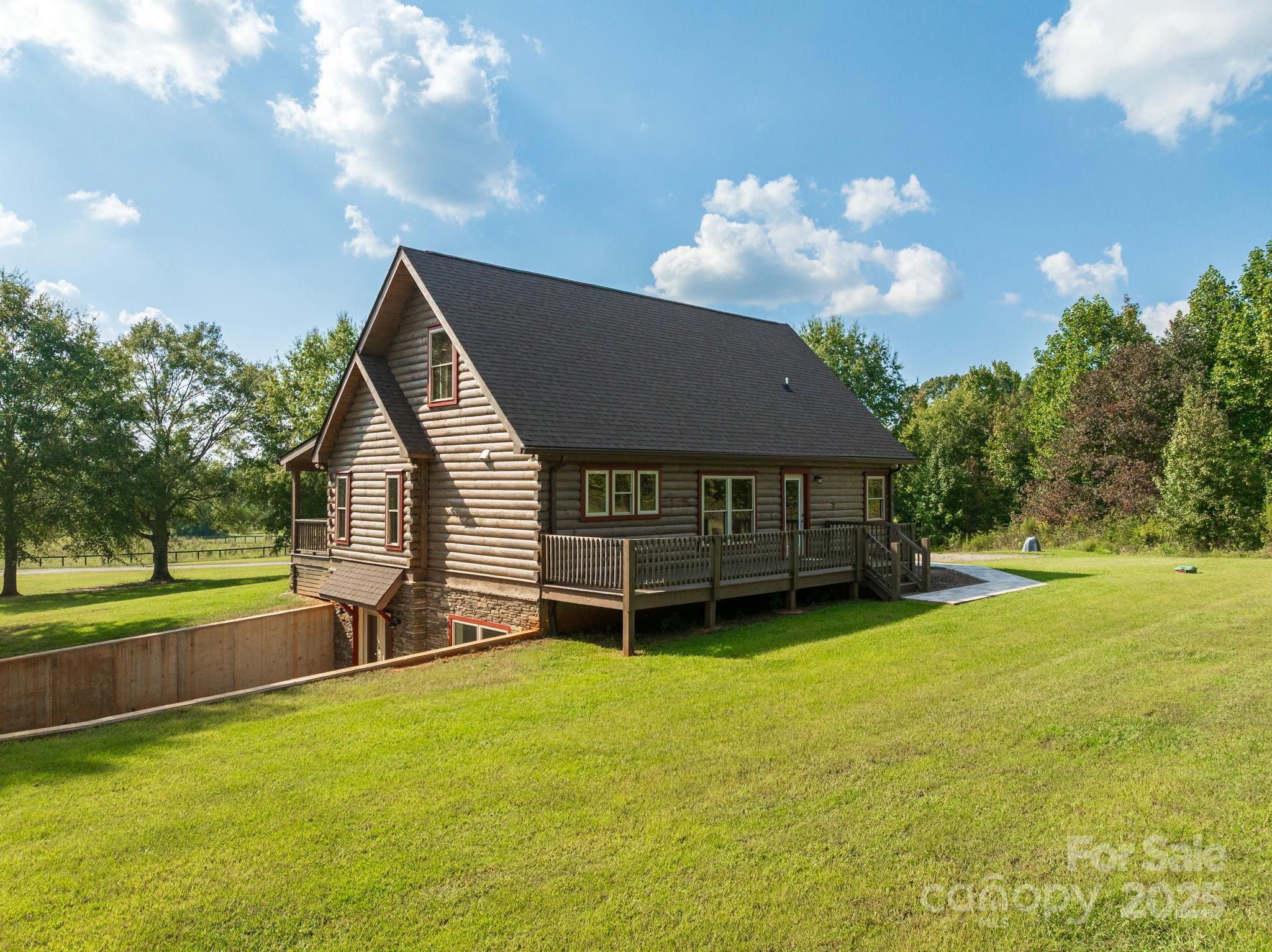 185 Robinson Acres Lane
